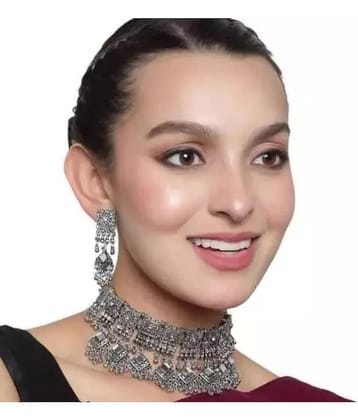 Samridhi DC Silver Alloy Necklace Set ( Pack of 1 )