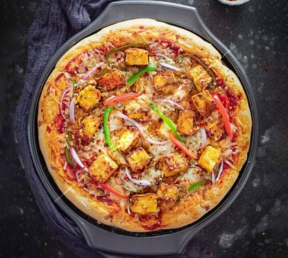 Medium Kadhai Paneer Tikka Pizza