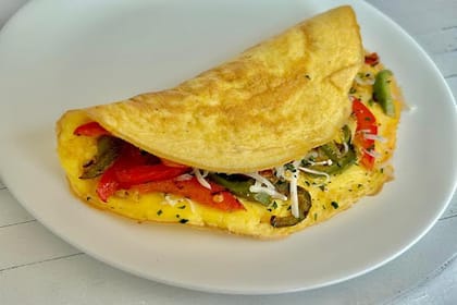 Chili Bom Basil Omelette