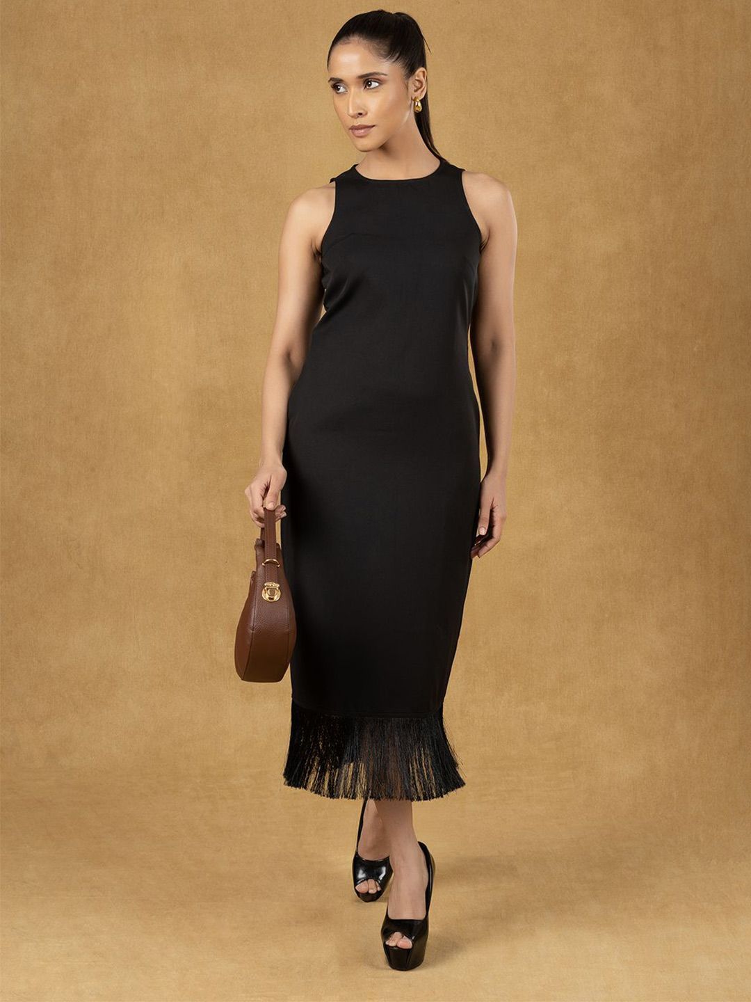Black Solid Sleeveless Midi Dress-XS