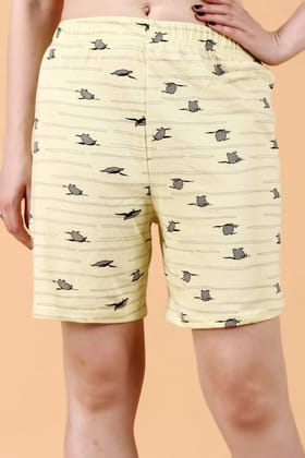 Penguin Printed Slip On Shorts-L / Yellow
