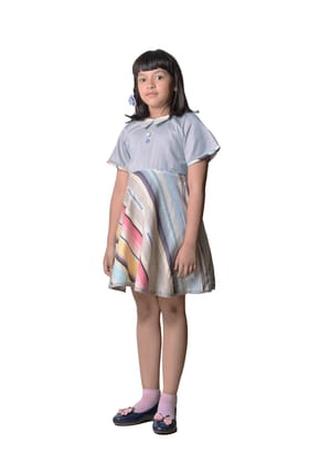 DE CHEVALERiE en Rouge - Robin Lilac Frock- Grey 5-6 Years