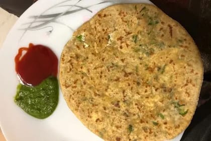 Paneer Pyaaz Paratha
