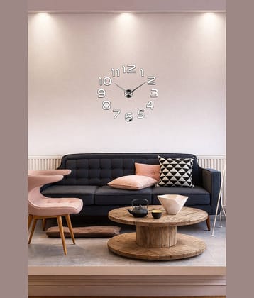 52dealz Circular Analog Wall Clock