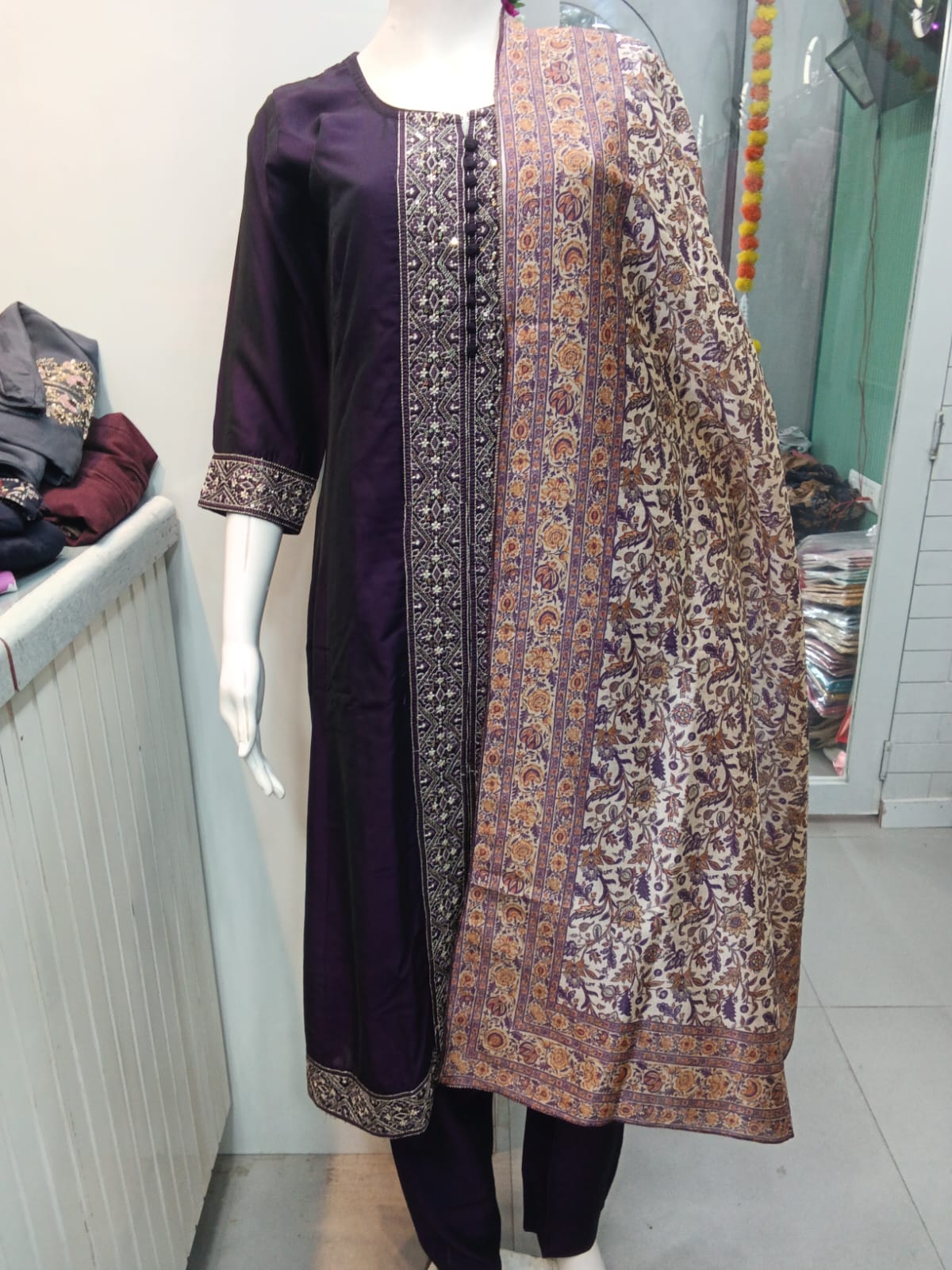 Anarkali suit muslin material  heavy dupatta