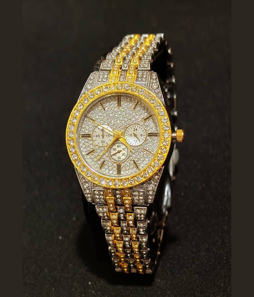 Renaissance Traders Multicolor Metal Analog Womens Watch