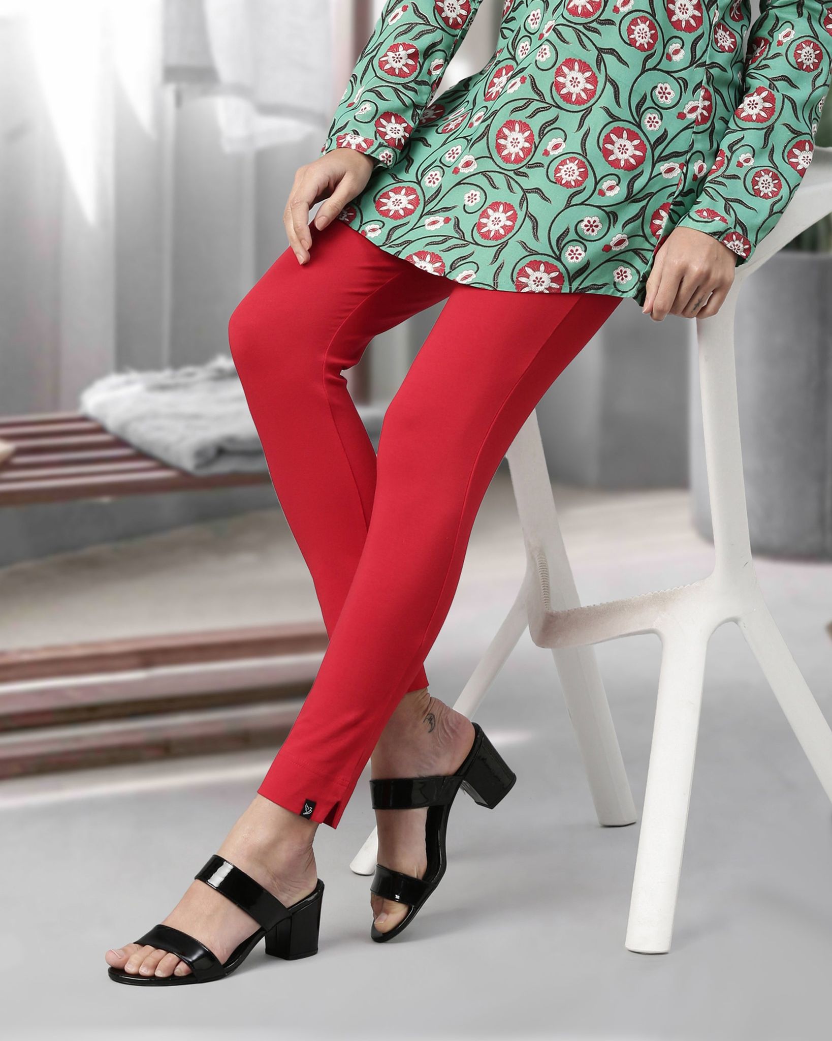 Sleek Kurti Pant - Lip Stick-S / Lip Stick
