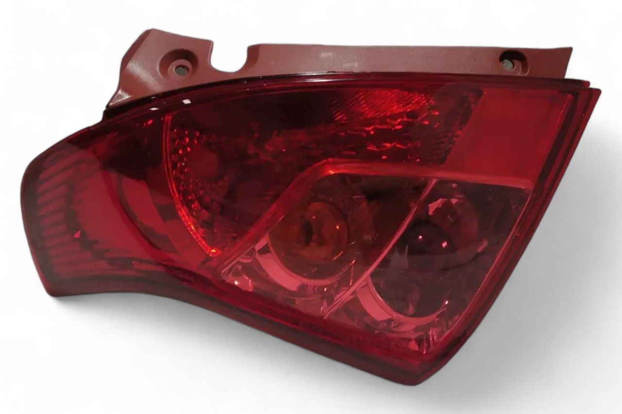 Uno Minda Rear Tail Lamp - LH AV466807