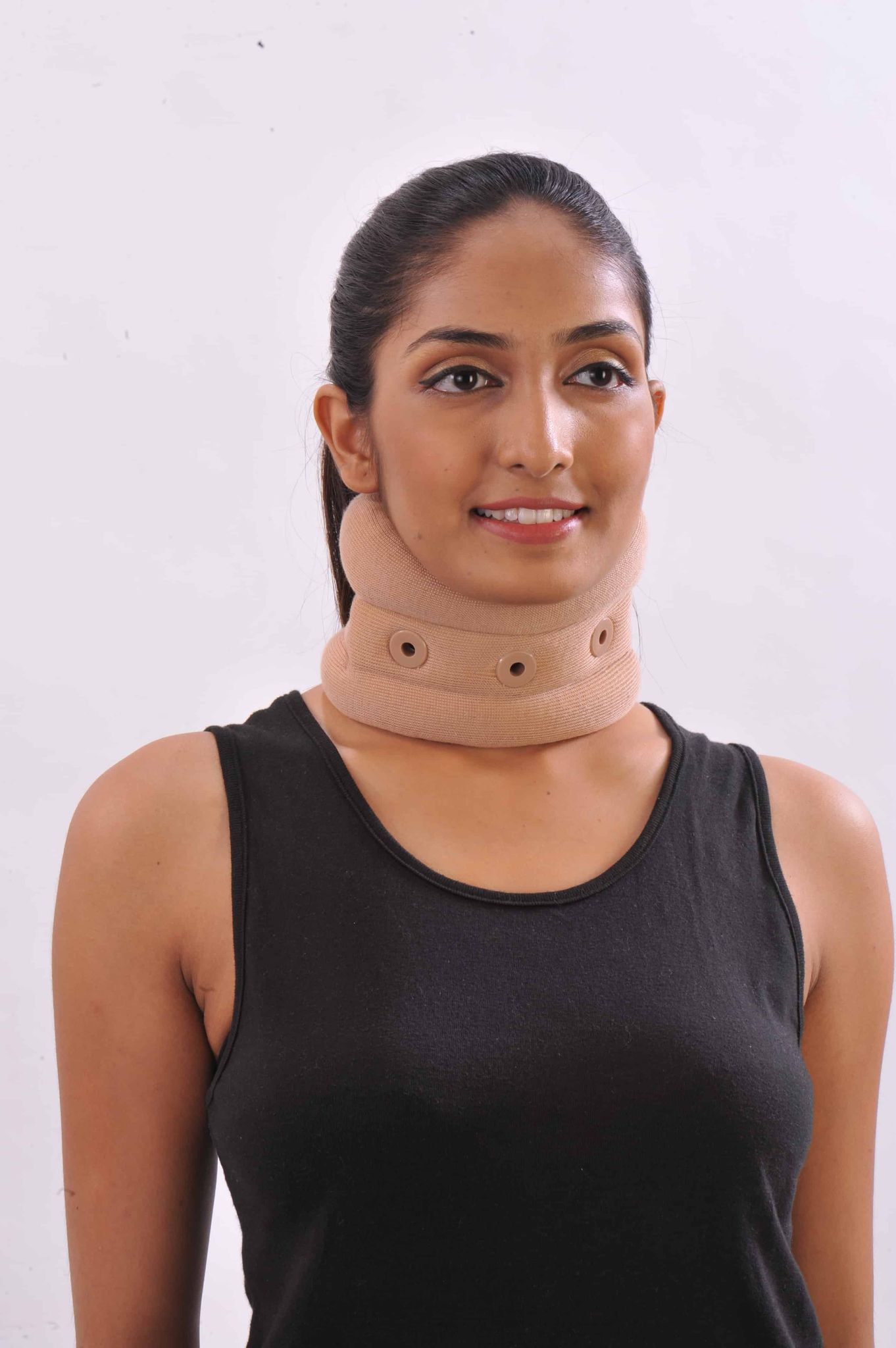 CERVICAL COLLAR (DELUXE) CA 4  SIZES - L