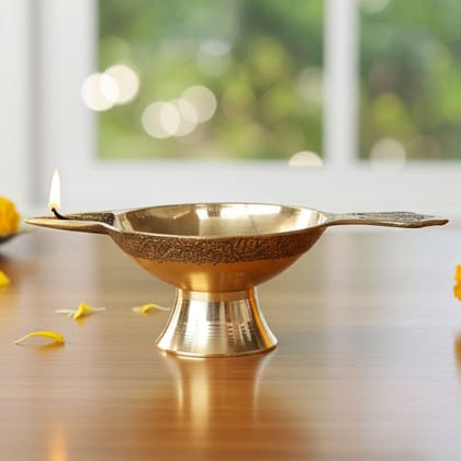 Brass Table Decor Oil Lamp Deepak No. 3  - Traditional Brass Diya for Temple Lighting, Height : 1.4 Inch (FMAS626 D)