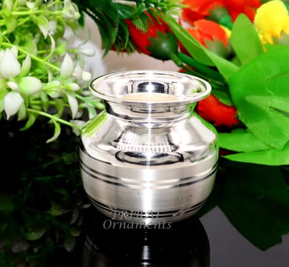 Pure 925 sterling silver handmade plain small Kalash or pot, unique special silver puja article, water or milk kalash pot india su987
