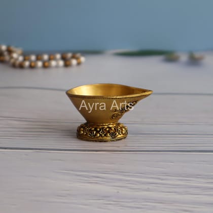 Premium Brass Diya - 2.5 Inch Length Premium Brass Diya - 2.5 Inch Length