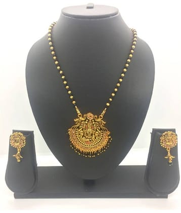 Sunhari Jewels - Golden Mangalsutra Set ( Pack of 1 )