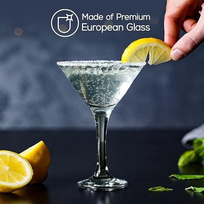 Martini Glasses Martini Cocktail Glasses with Stem, Reusable Cocktail Glasses for Bar, Margarita, Whiskey, Gin, Tequila, BPA-Free, Dishwasher-Safe, Clear (160 ML)