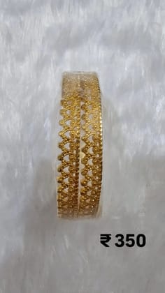 JAALI BANGLES