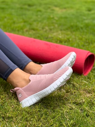 Rose Sneakers-Pink / 36