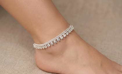 Vardaan Crystalx Women's Anklet, Silver sparkle chain of beads. Elegant pair of Anklets is designed for Women's and Girls, Pack of 2. High-fashion aesthetic. Perfect for both festive occasions and everyday luxury. Fashion and simplicity.