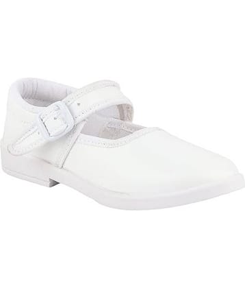 Onbeat - White Girl's School Shoes ( 1 Pair )