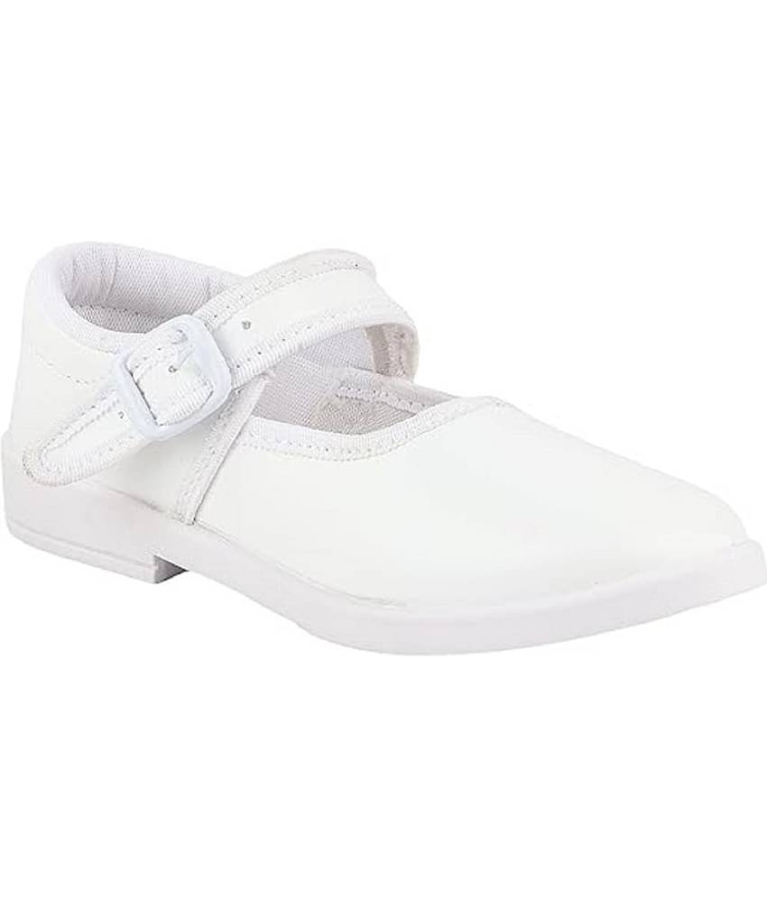 Onbeat - White Girl's School Shoes ( 1 Pair )