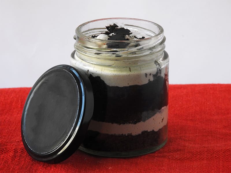 Death by chocolate (dbc) jar cake