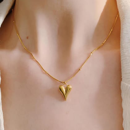 GoldenBond Heart Necklace