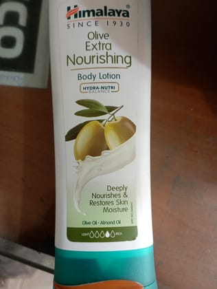 Himalaya olive extra nourishing body lotion 
