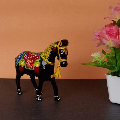 DreamKraft Paper Mache Horse Showpiece Idol for Home Decor (6 Inch, Standard, Multicolour)