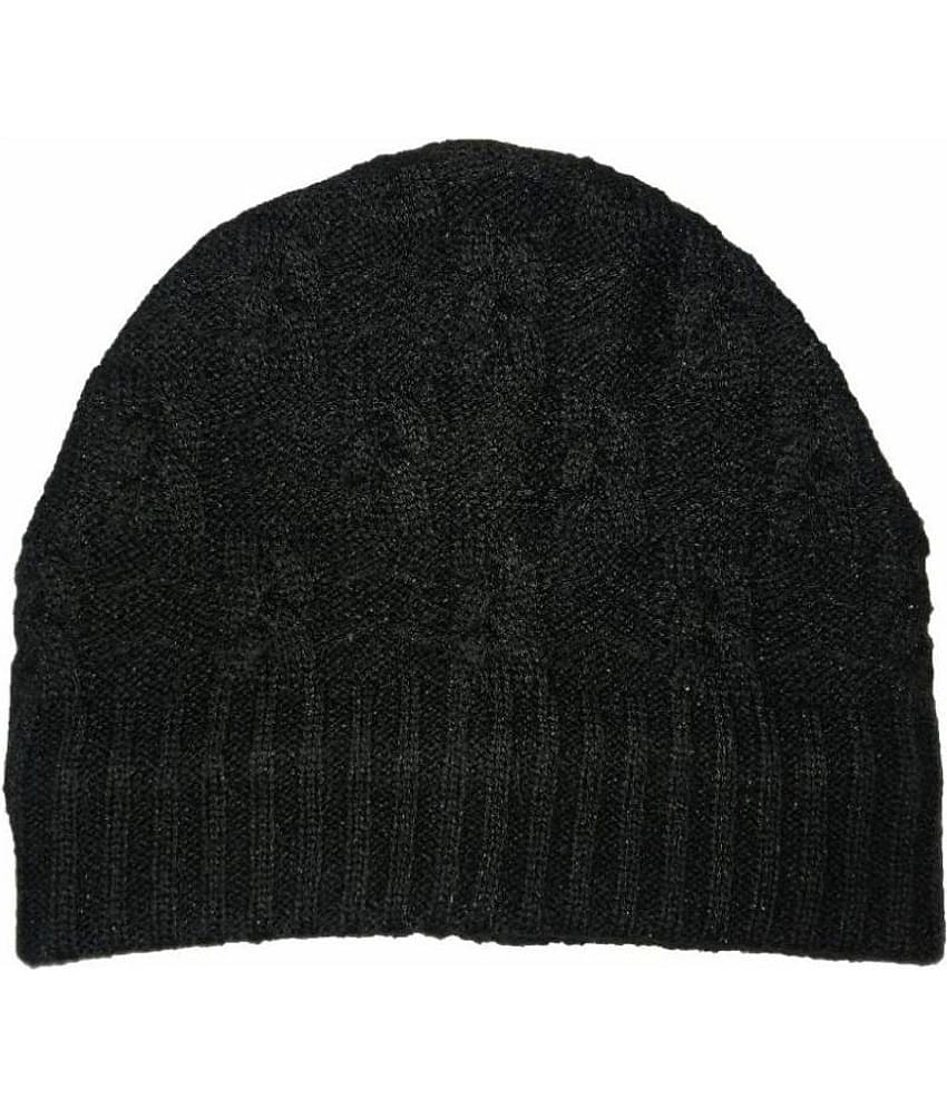 Tahiro Winters Black Woolen Cap For Women