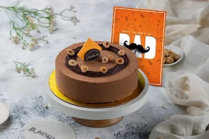 Father's Day Special- Eggless Crunchy Cake.