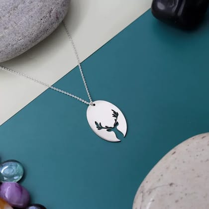 Deer Face Pendant Necklace-Silver