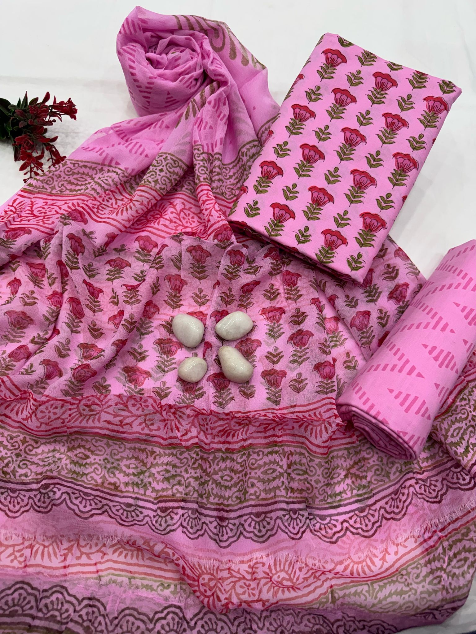Printed Cotton Suit With Chiffon Dupatta