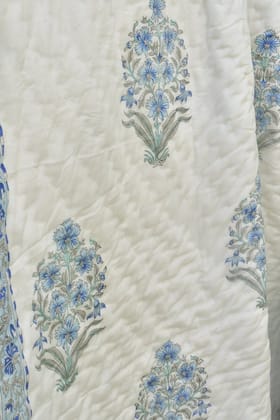 Aasmaani Buta Jaal Handblock Jaipuri Quilt Double