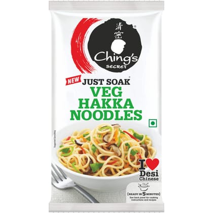 Ching's Just Soak Veg Hakka Noodles, 140Gm