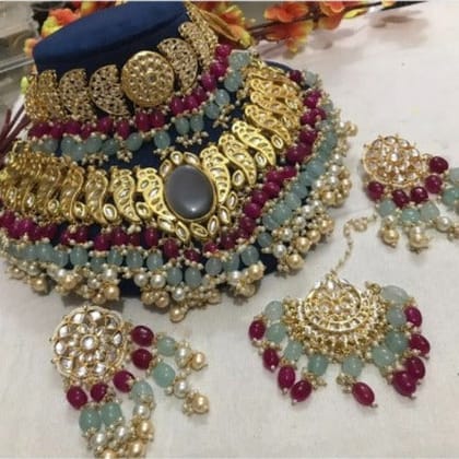 ZEVAR | Kundan Bridal Choker Necklace With Earring & Maangtika