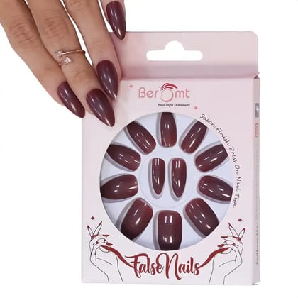 GLOSSY NAILS- 304 (NAIL KIT INCLUDED)