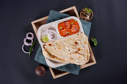 Chicken Tikka Masala And Naan Lunchbox
