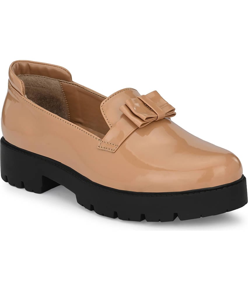 El Paso Beige Women's Slip On