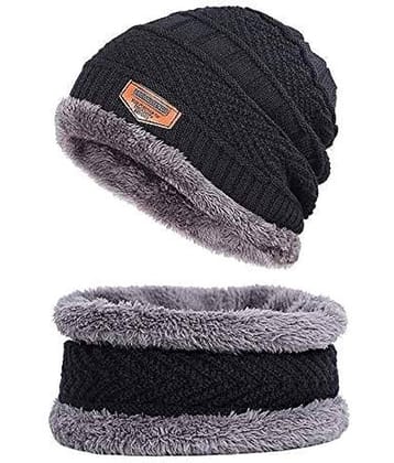 Zacharias Black Wool