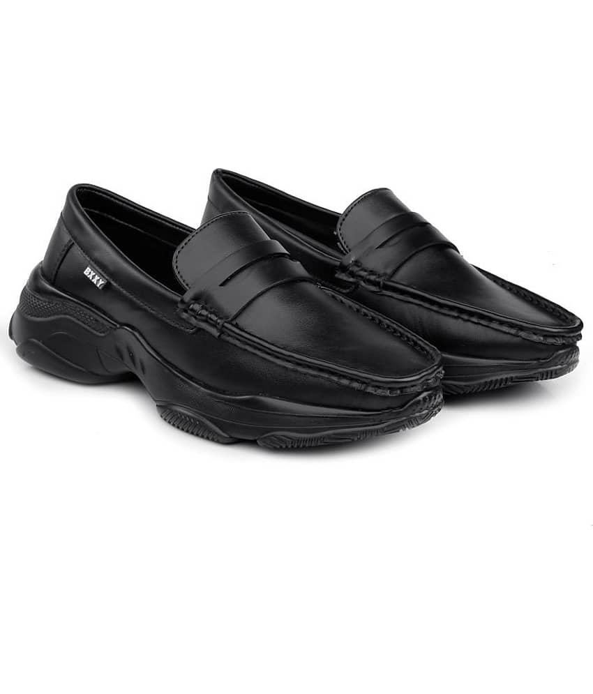 BXXY Black Loafers