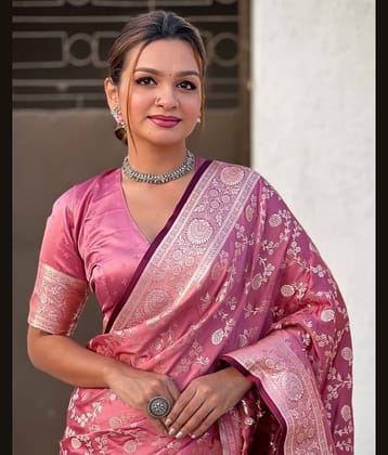 fab woven Art Silk Woven Design Banarasi saree With Unstitched Blouse Piece ( Peach )