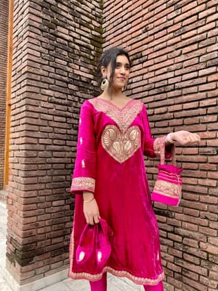 Heavy Embroidered Pure  Makhmal Magenta Phiran-Pant with Potli and Shoes