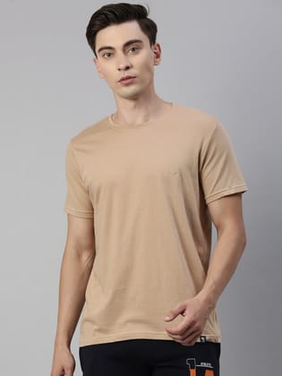Plain Beige Short-Sleeved T-Shirt.-M