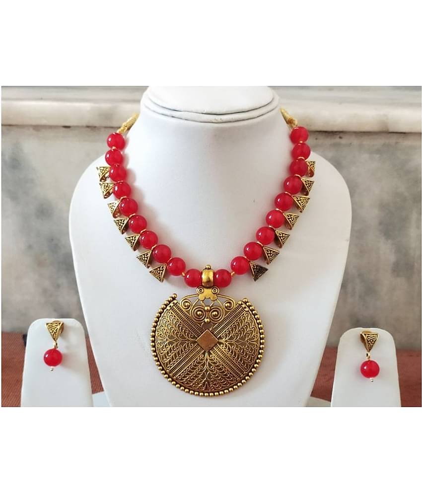 Lotus - Gold Brass Necklace Set ( Pack of 1 )