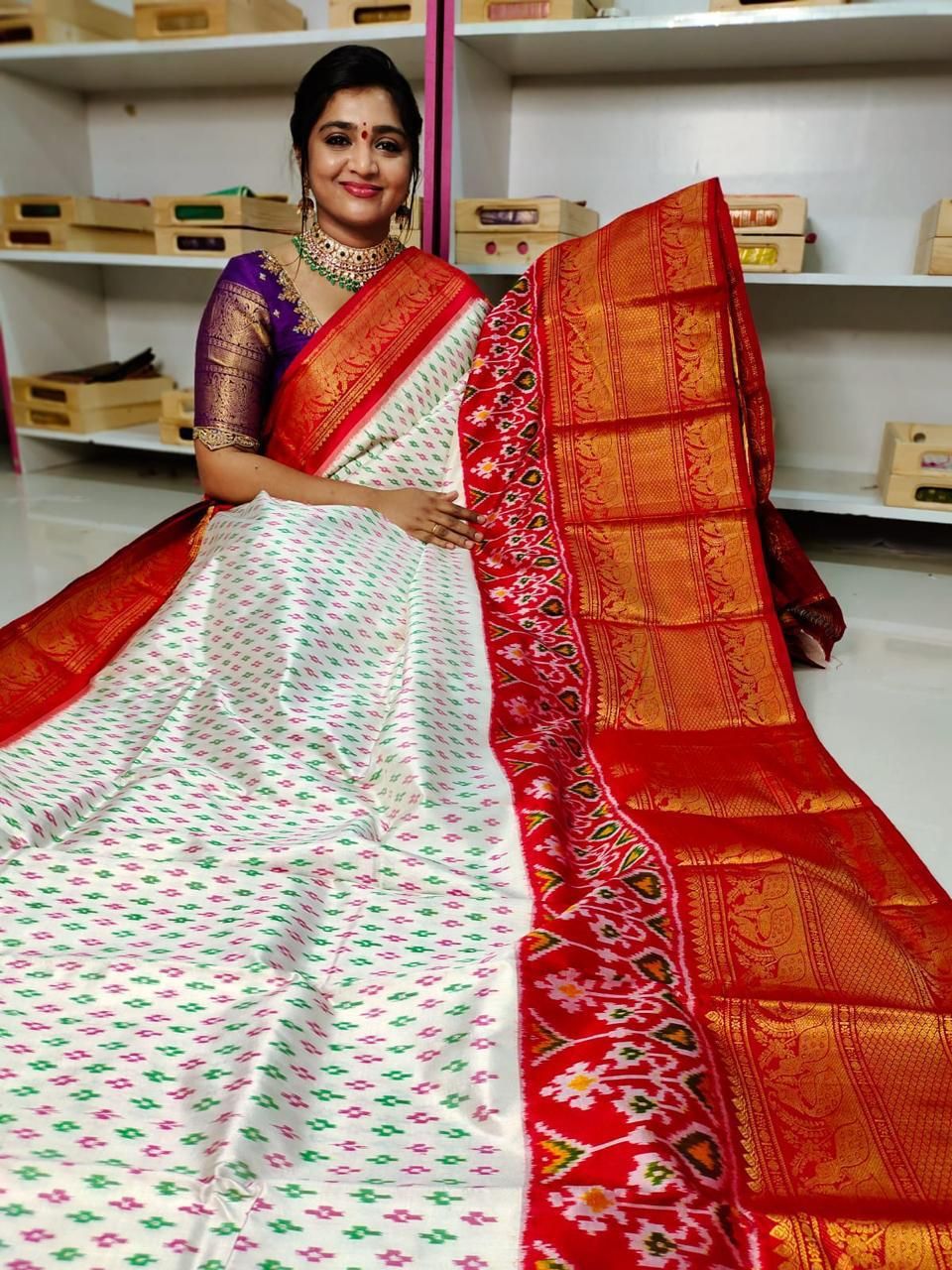 Pochampally Ikkat Pattu Sarees With Kanchi Border