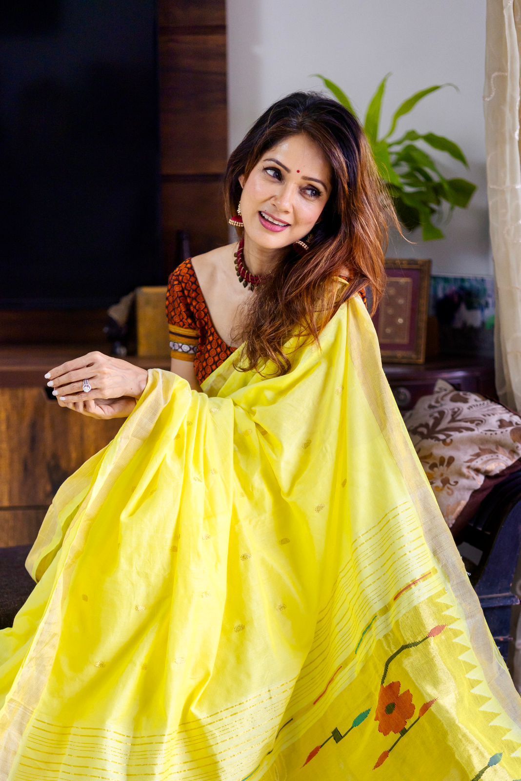 Raaga~ Traditional Handloom Pure Cotton Fresh Yellow Paithani with Parrots  Pallu