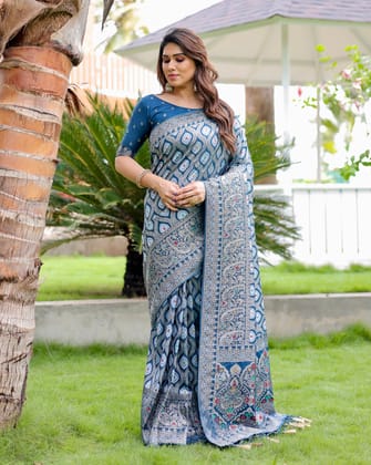 Attractive Kanjivaram Pattu Teal Color Zari Weaving Saree