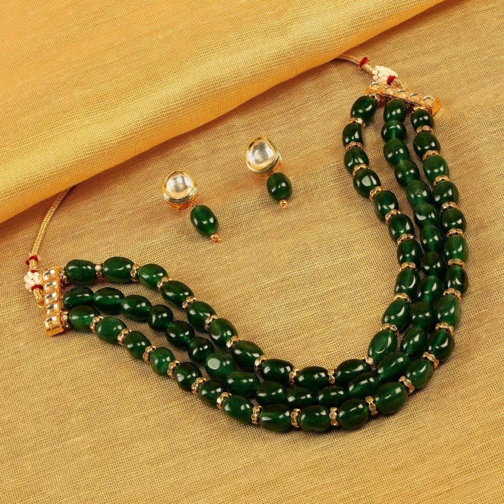Gold-Plated Green Beaded  Kundan Studded Jewellery Set