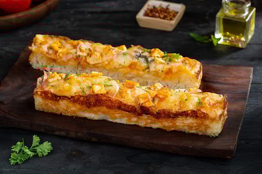 Korean - Peri Peri Paneer Pizza On The Go