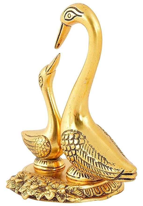 Metal Swan Set Statue Pair of Kissing Duck Decorative Showpiece Hans Ka Joda (Golden - 15x14x9 cm).