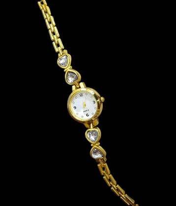 DECLASSE Gold Metal Analog Womens Watch